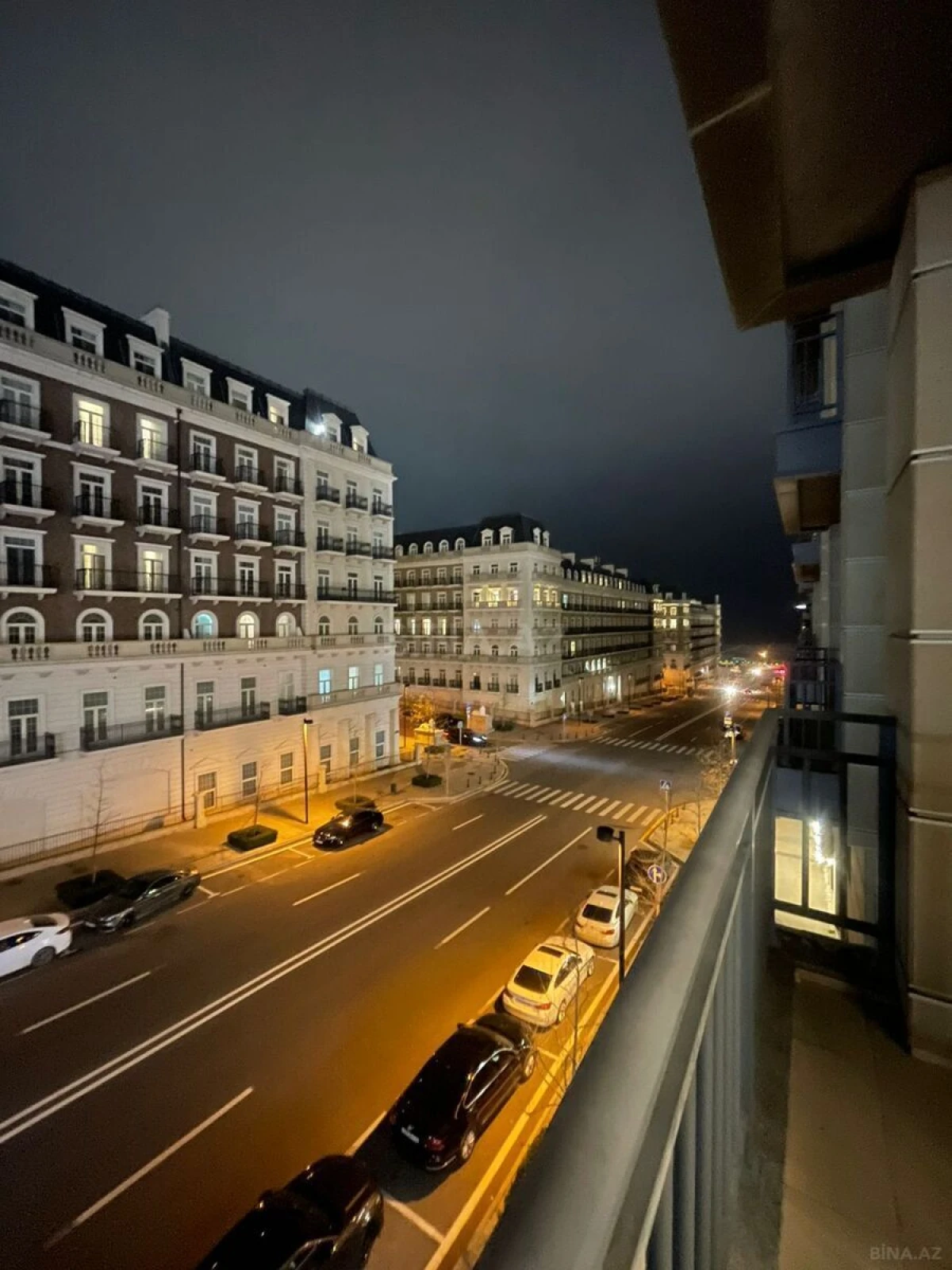 Kirayə verilir 3 otaqlı mənzil 130 m²