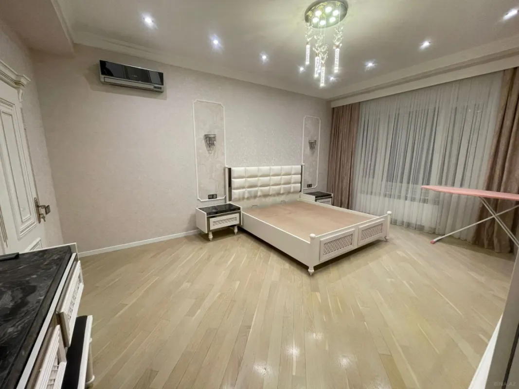 Kirayə verilir 3 otaqlı mənzil 130 m²