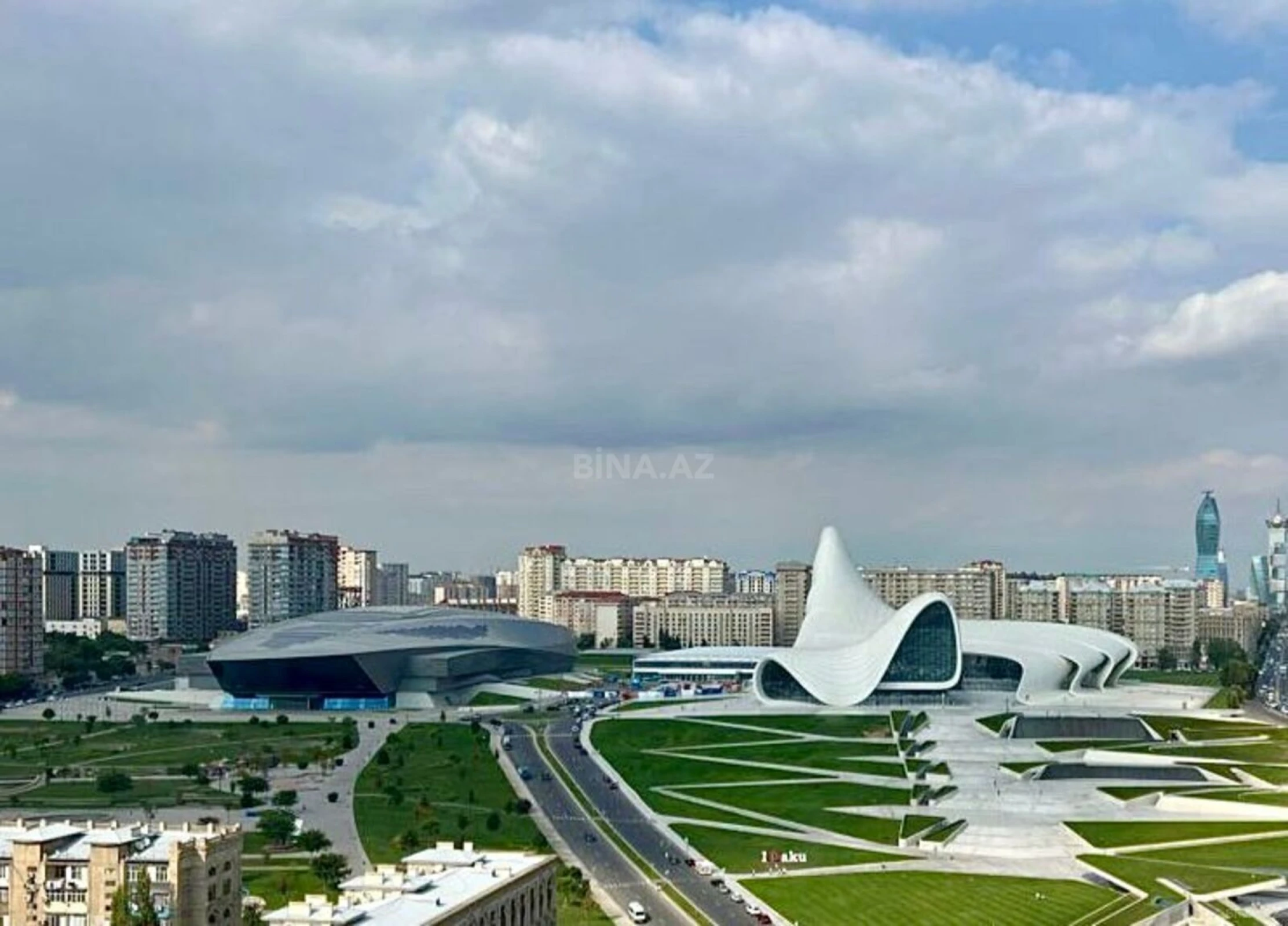 Satılır 2 otaqlı mənzil 90 m²