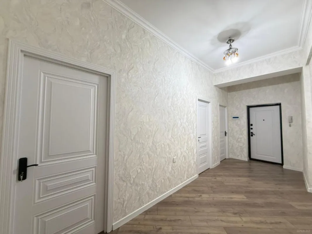 Satılır 2 otaqlı mənzil 90 m²