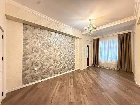 Satılır 2 otaqlı mənzil 90 m²