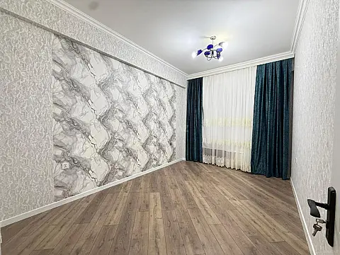 Satılır 2 otaqlı mənzil 90 m²