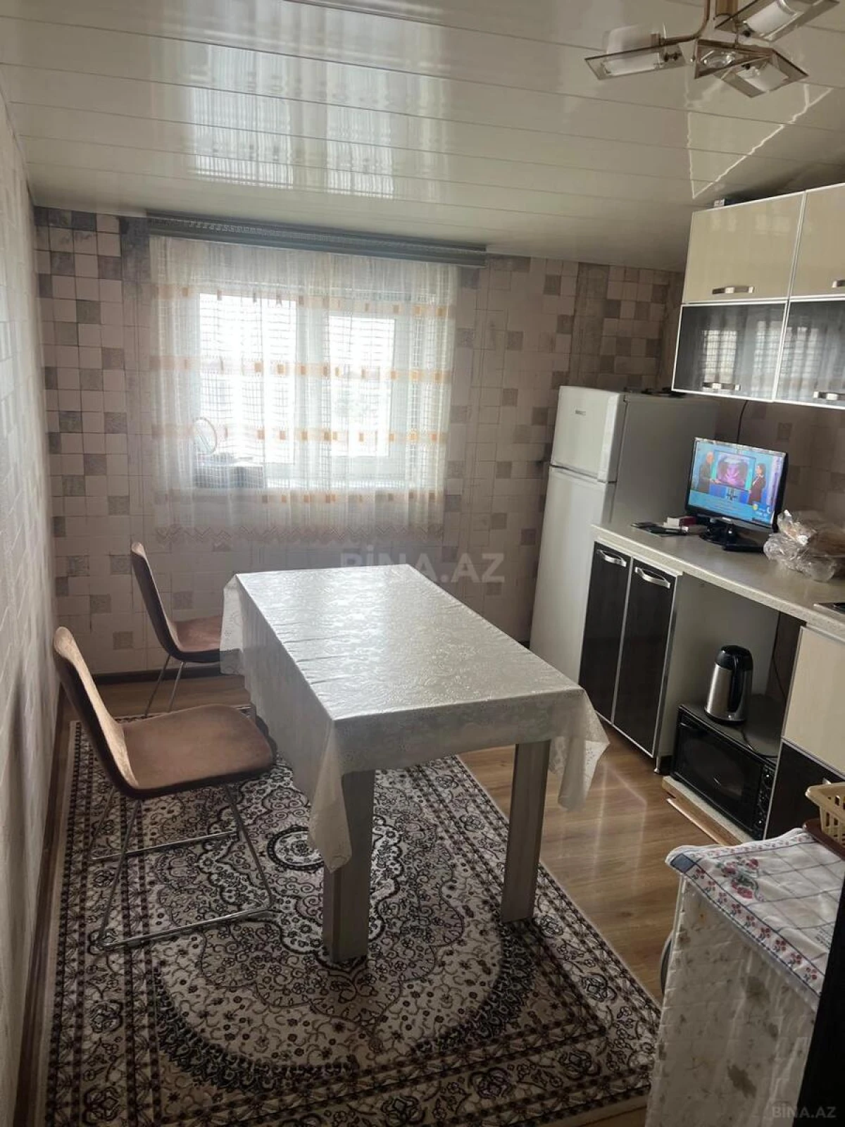Satılır 2 otaqlı mənzil 81 m²