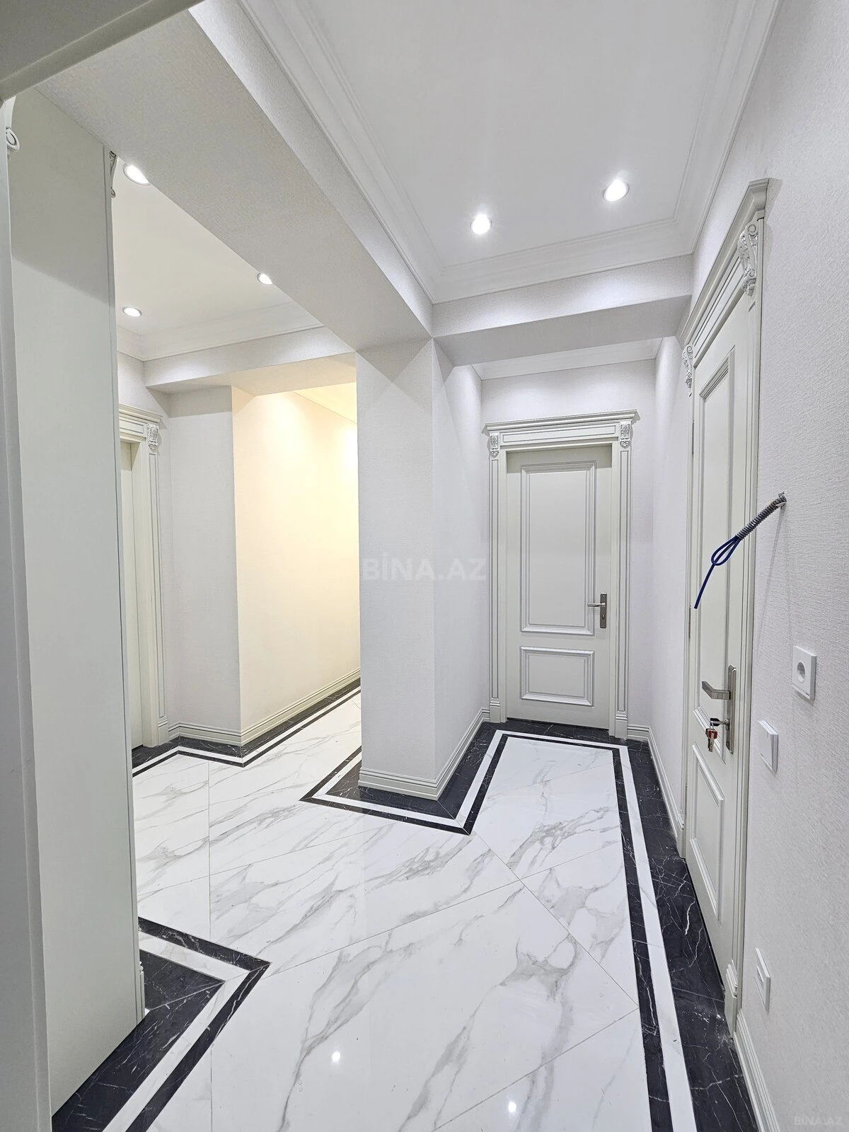 Satılır 3 otaqlı mənzil 100 m²