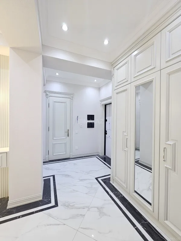 Satılır 3 otaqlı mənzil 100 m²