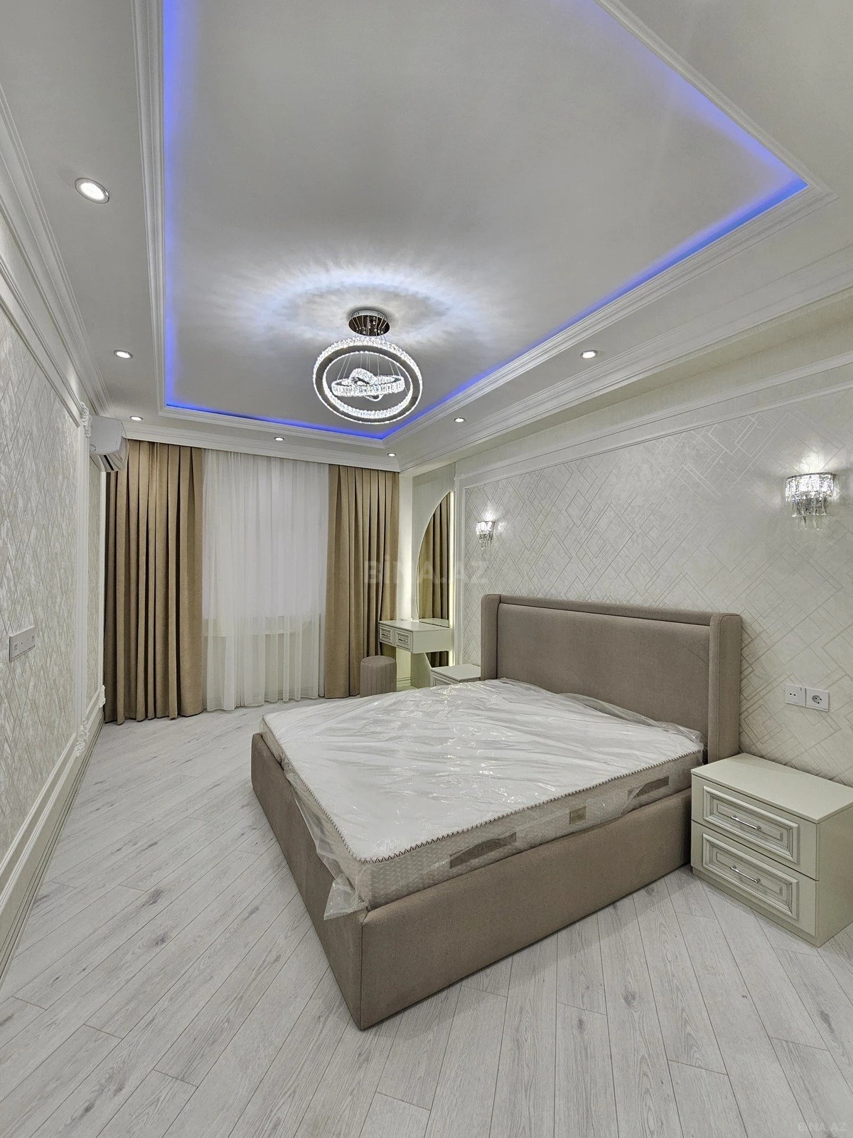 Satılır 3 otaqlı mənzil 100 m²