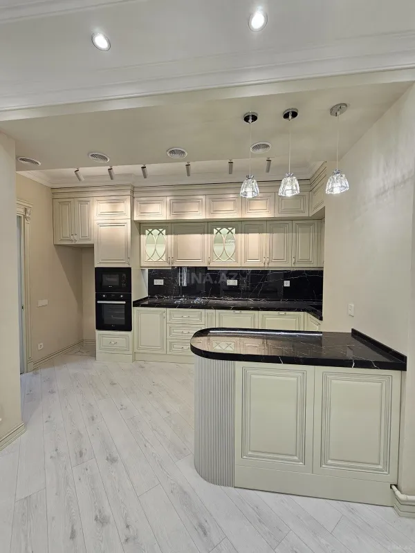 Satılır 3 otaqlı mənzil 100 m²