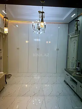 Satılır 5 otaqlı mənzil 230 m²