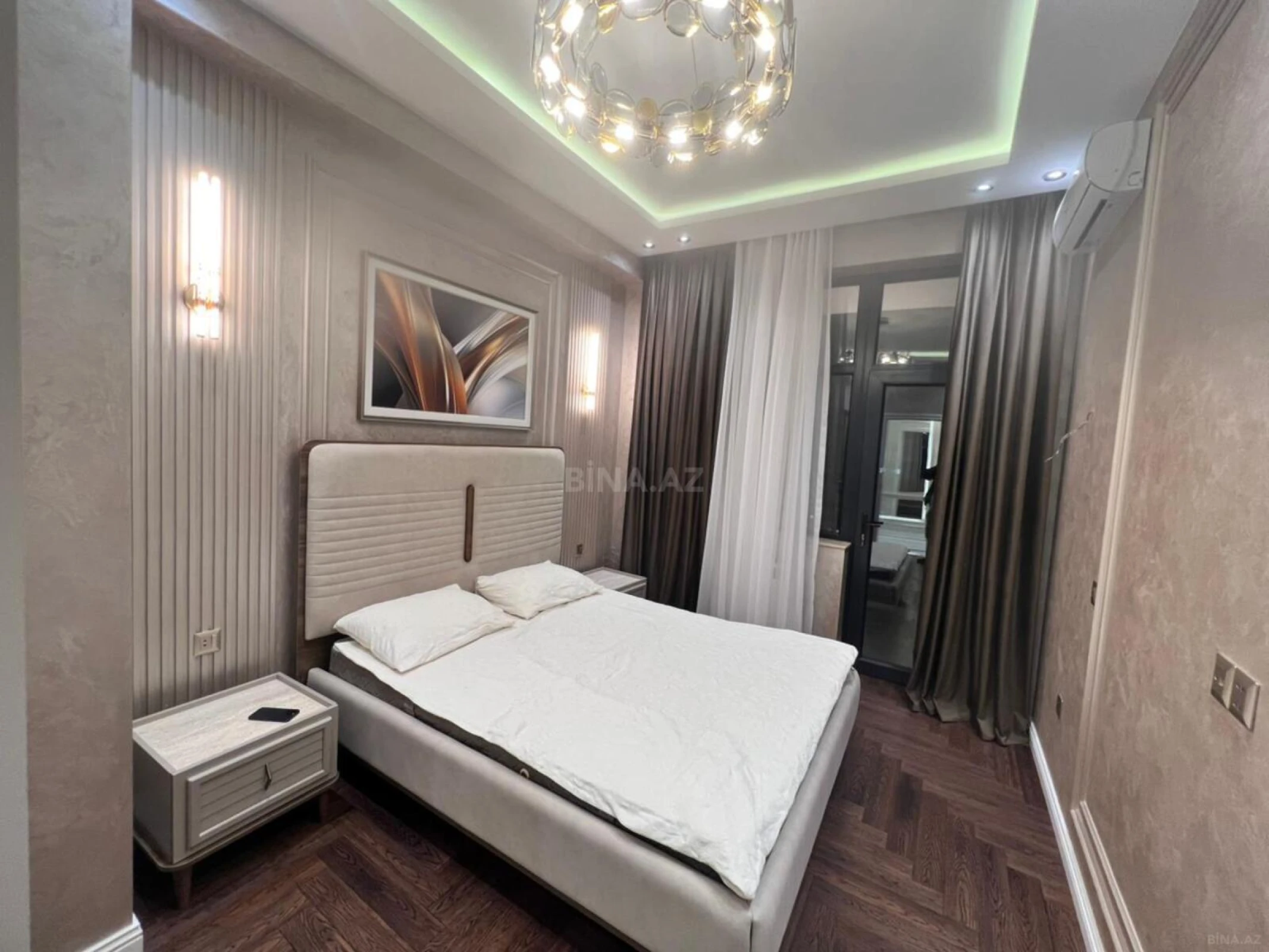 Kirayə verilir 2 otaqlı mənzil 71 m²