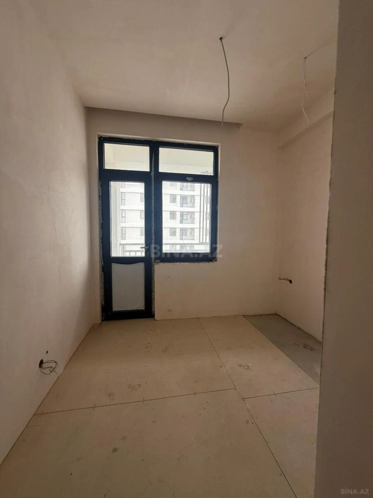 Satılır 3 otaqlı mənzil 76 m²