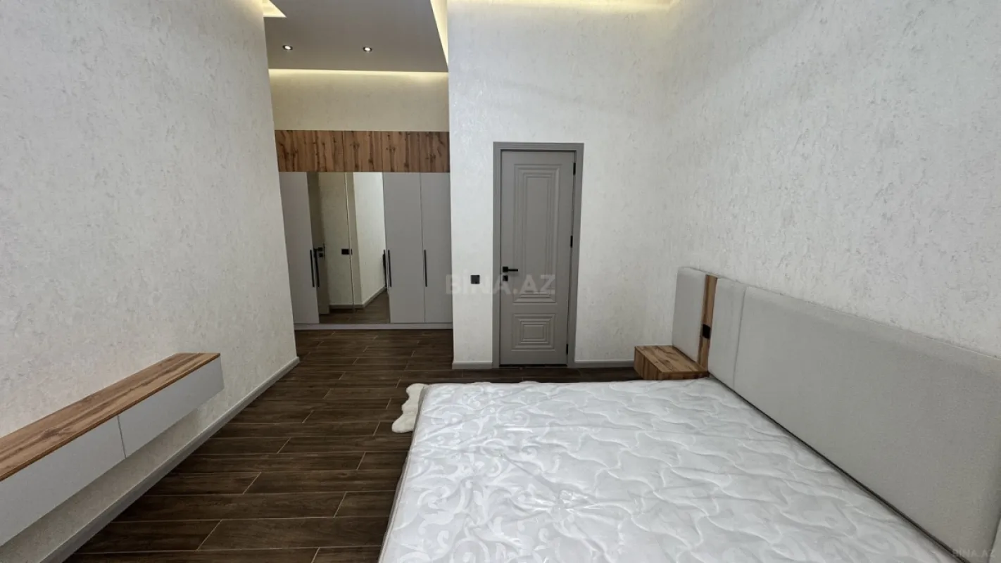 Satılır 4 otaqlı həyət evi 140 m²