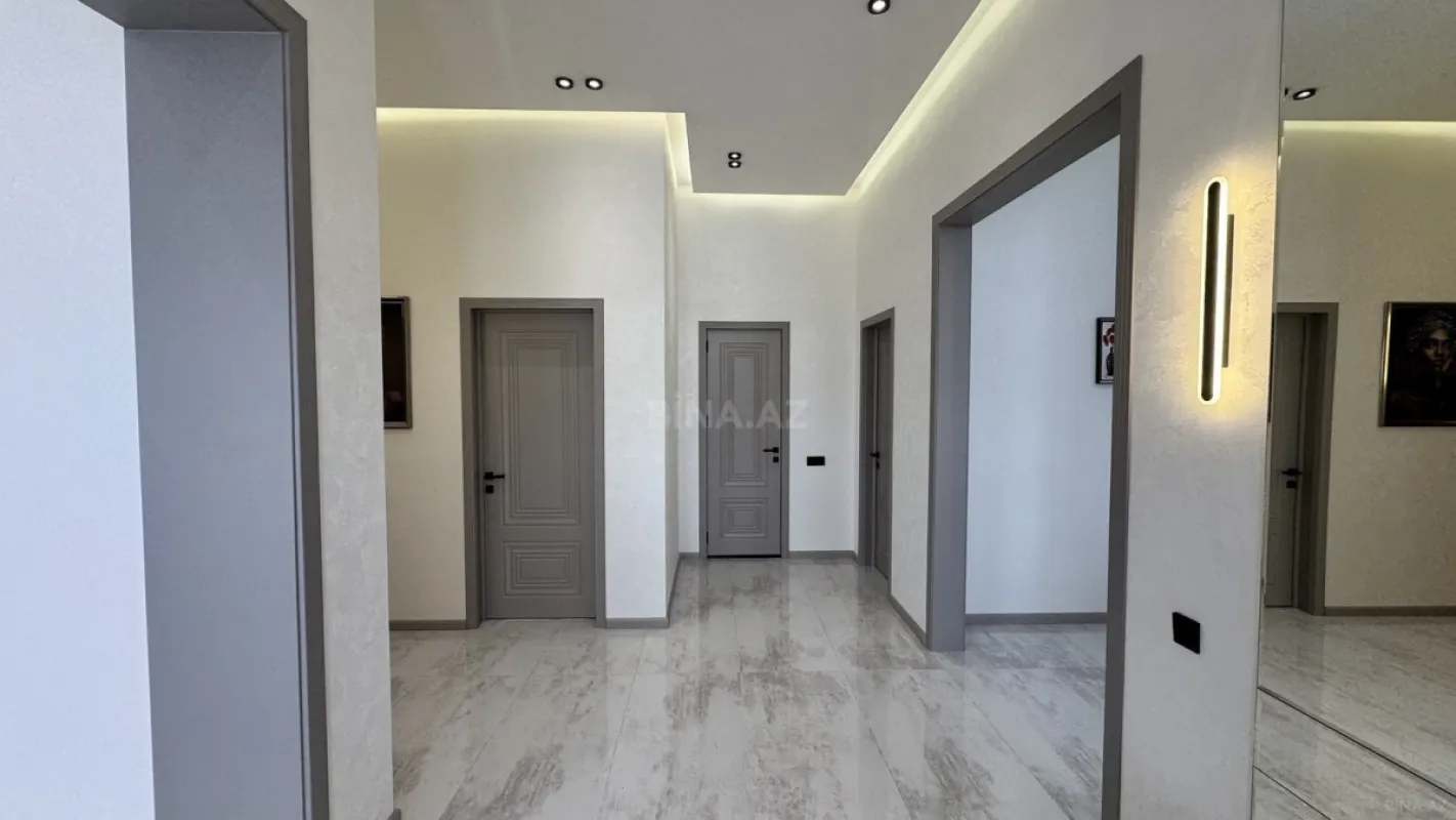 Satılır 4 otaqlı həyət evi 140 m²
