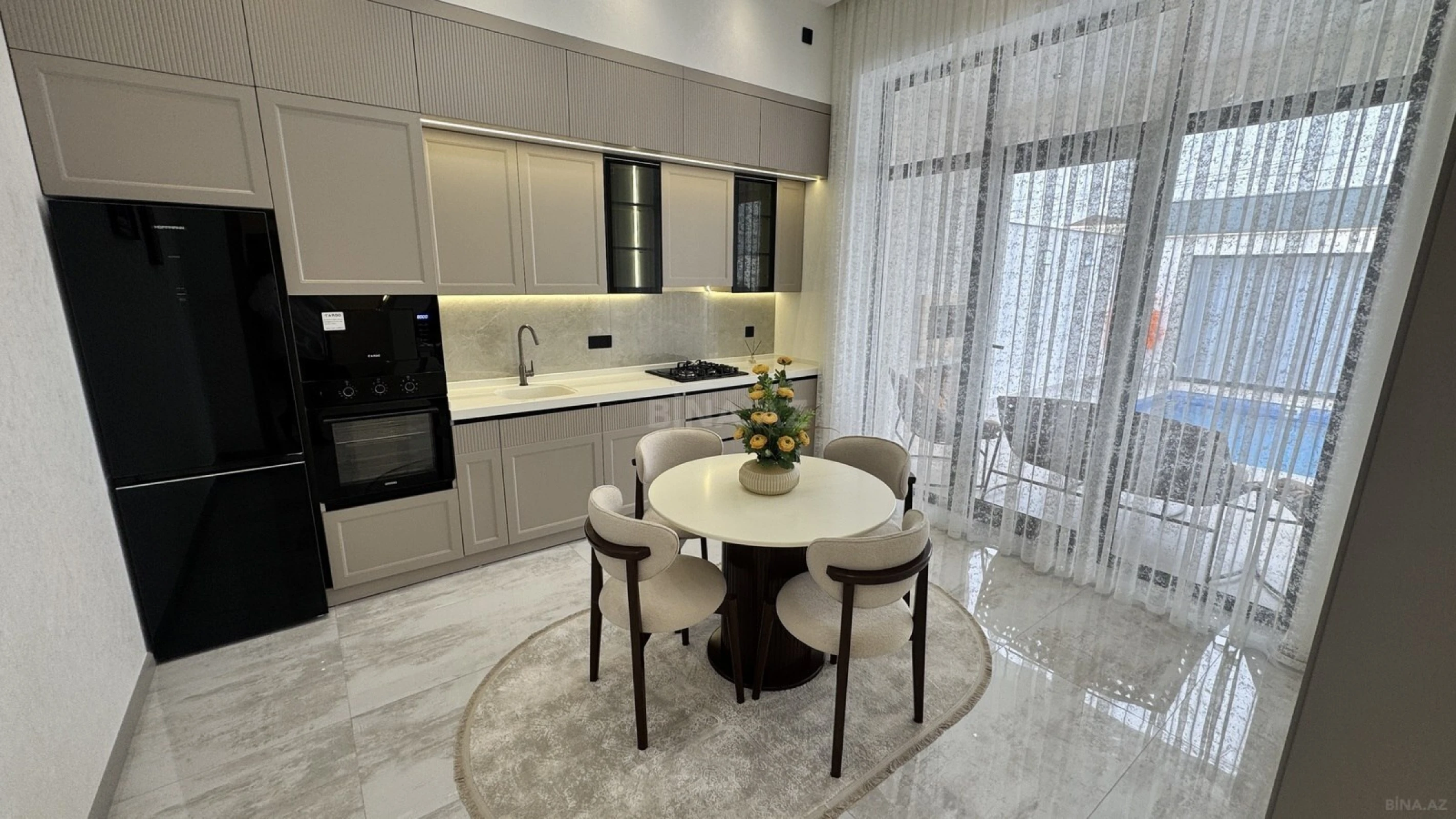 Satılır 4 otaqlı həyət evi 140 m²