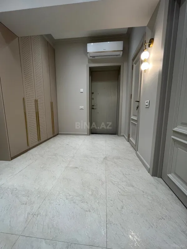 Satılır 3 otaqlı mənzil 91 m²