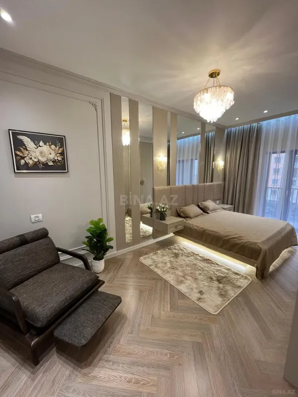 Satılır 3 otaqlı mənzil 91 m²