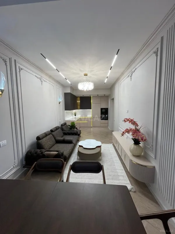 Satılır 3 otaqlı mənzil 91 m²