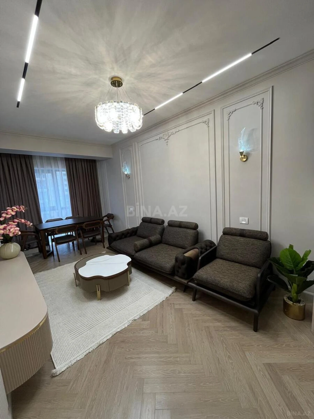 Satılır 3 otaqlı mənzil 91 m²