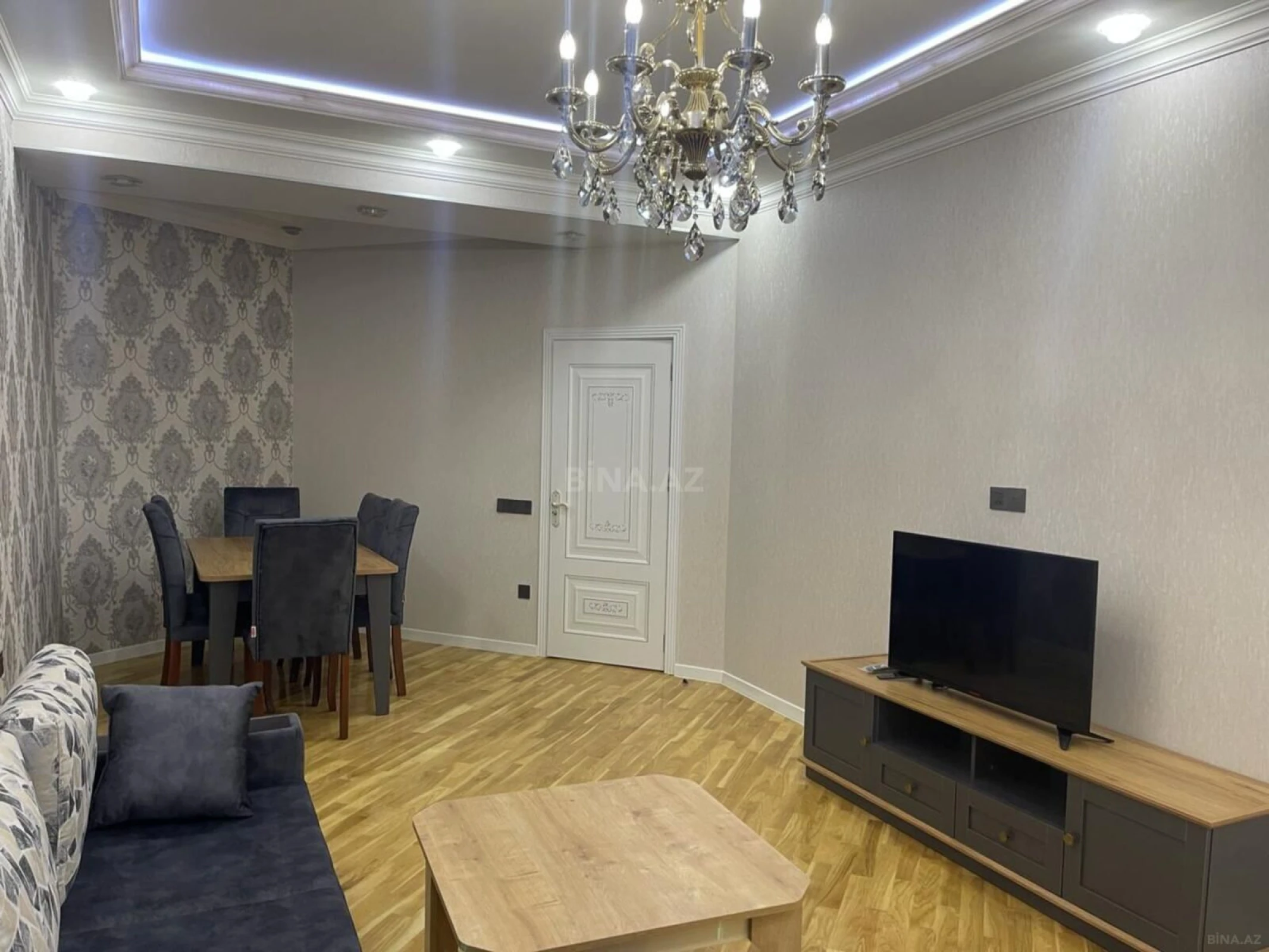 Kirayə verilir 3 otaqlı mənzil 120 m²