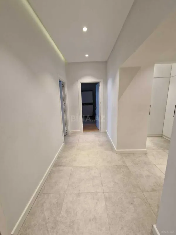 Kirayə verilir 3 otaqlı mənzil 150 m²