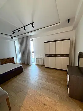 Kirayə verilir 3 otaqlı mənzil 150 m²