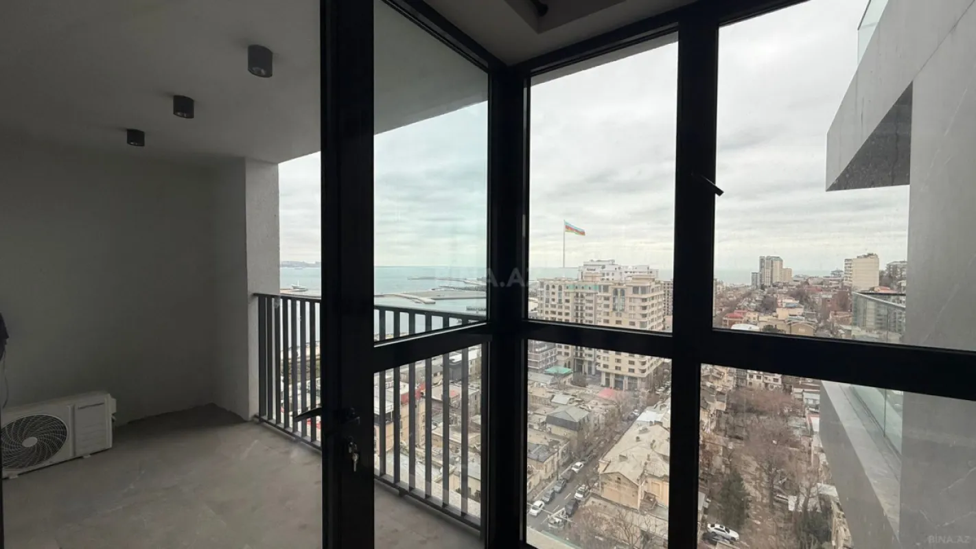 Kirayə verilir 3 otaqlı mənzil 150 m²