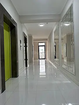 Satılır 2 otaqlı mənzil 92 m²