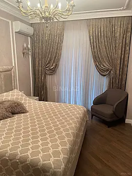 Kirayə verilir 4 otaqlı mənzil 160 m²