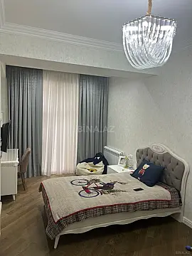Kirayə verilir 4 otaqlı mənzil 160 m²