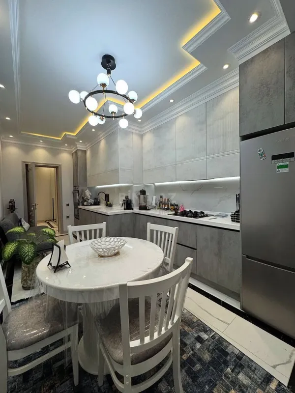 Satılır 3 otaqlı mənzil 124 m²