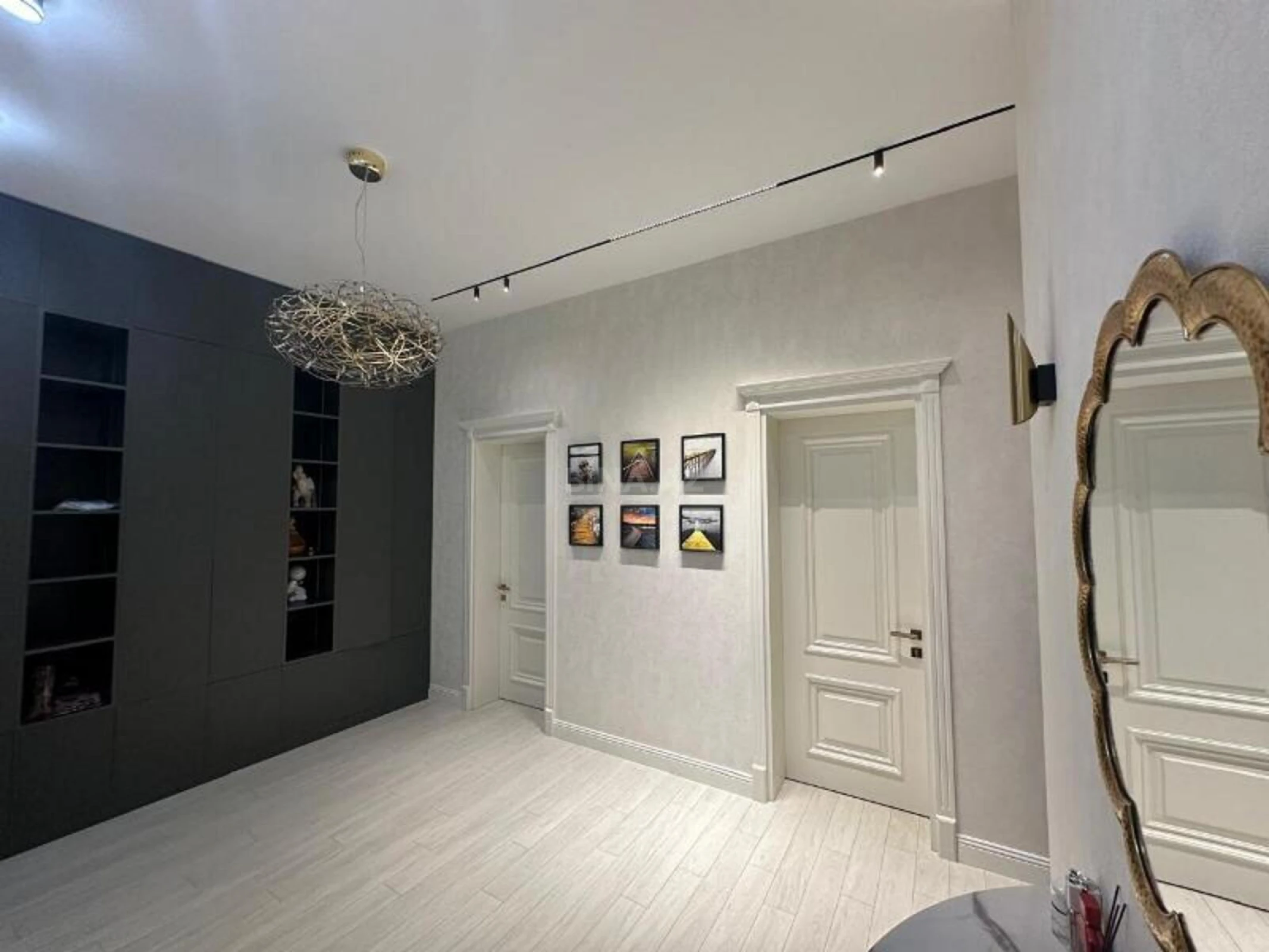 Satılır 3 otaqlı mənzil 110 m²