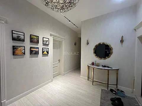 Satılır 3 otaqlı mənzil 110 m²