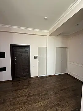 Satılır 3 otaqlı mənzil 117 m²