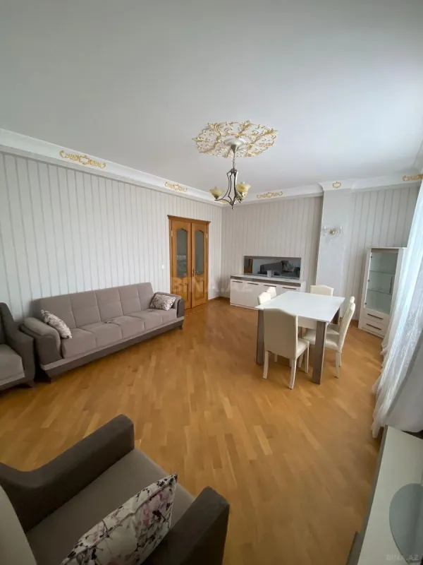 Satılır 3 otaqlı mənzil 85 m²