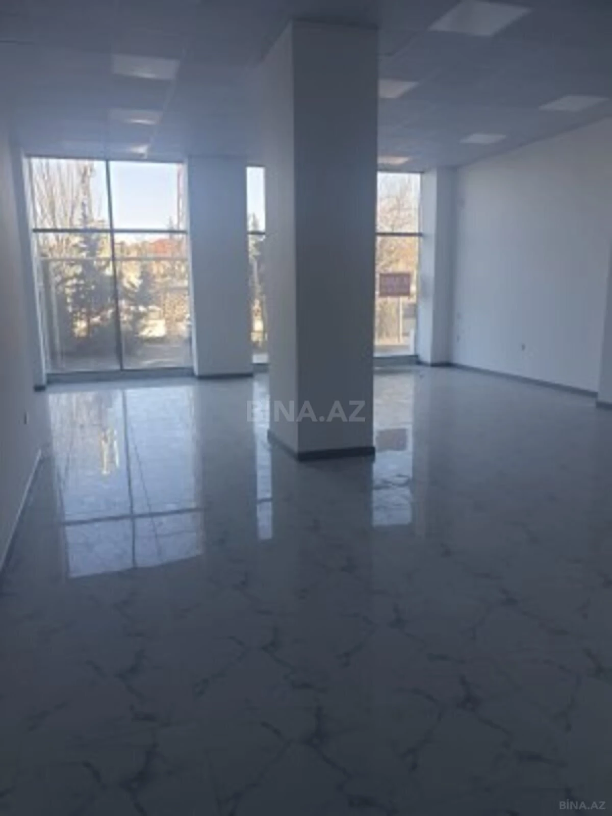Satılır obyekt 106 m²
