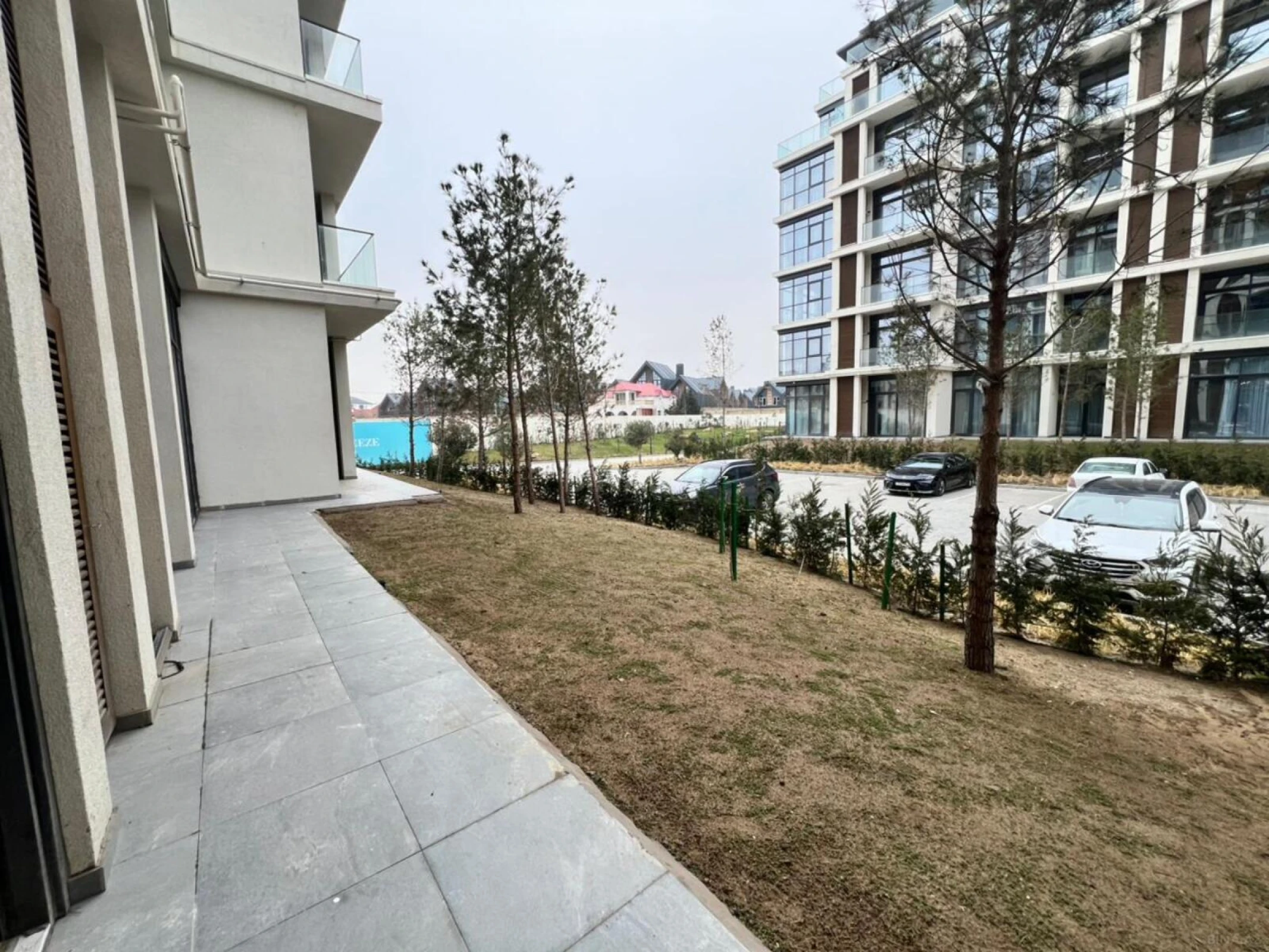 Satılır 1 otaqlı mənzil 72 m²
