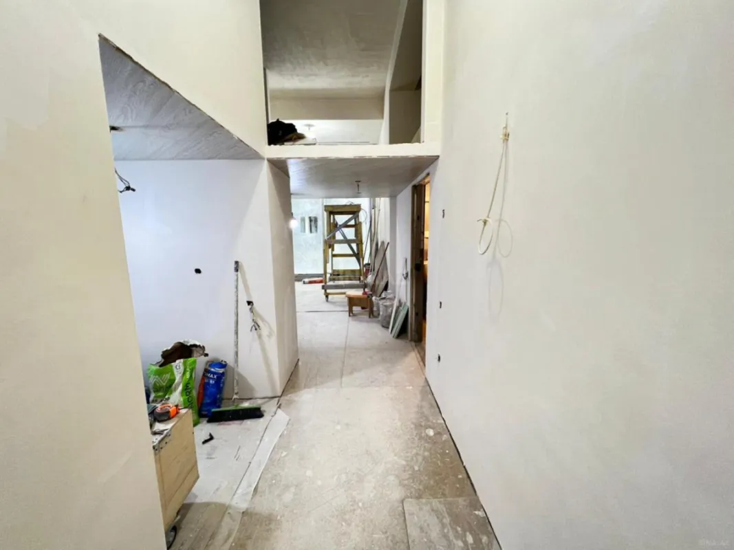 Satılır 1 otaqlı mənzil 72 m²