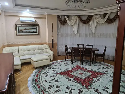 Satılır 4 otaqlı mənzil 147 m² — Bakı 4 otaq 147.00 m²