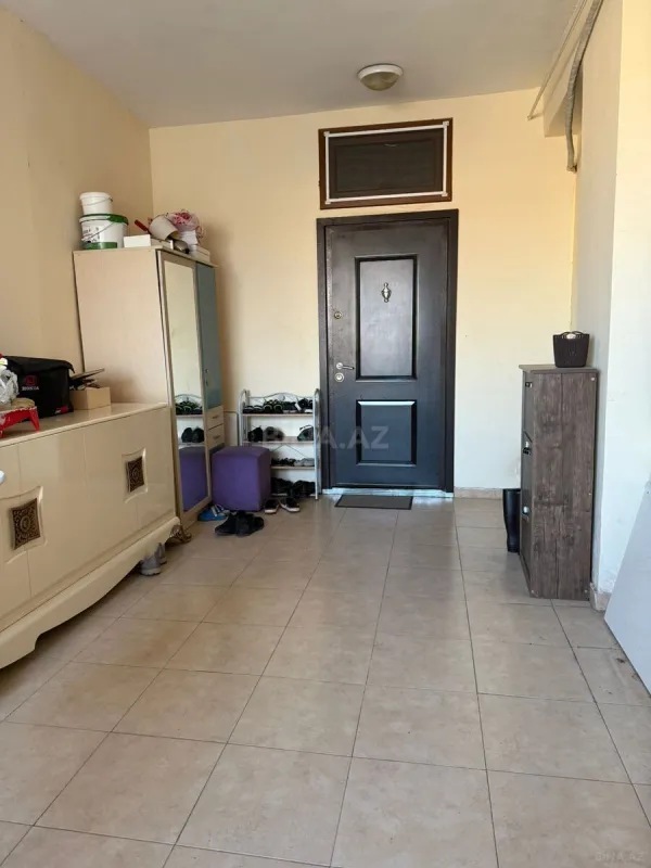 Satılır 3 otaqlı mənzil 94 m²