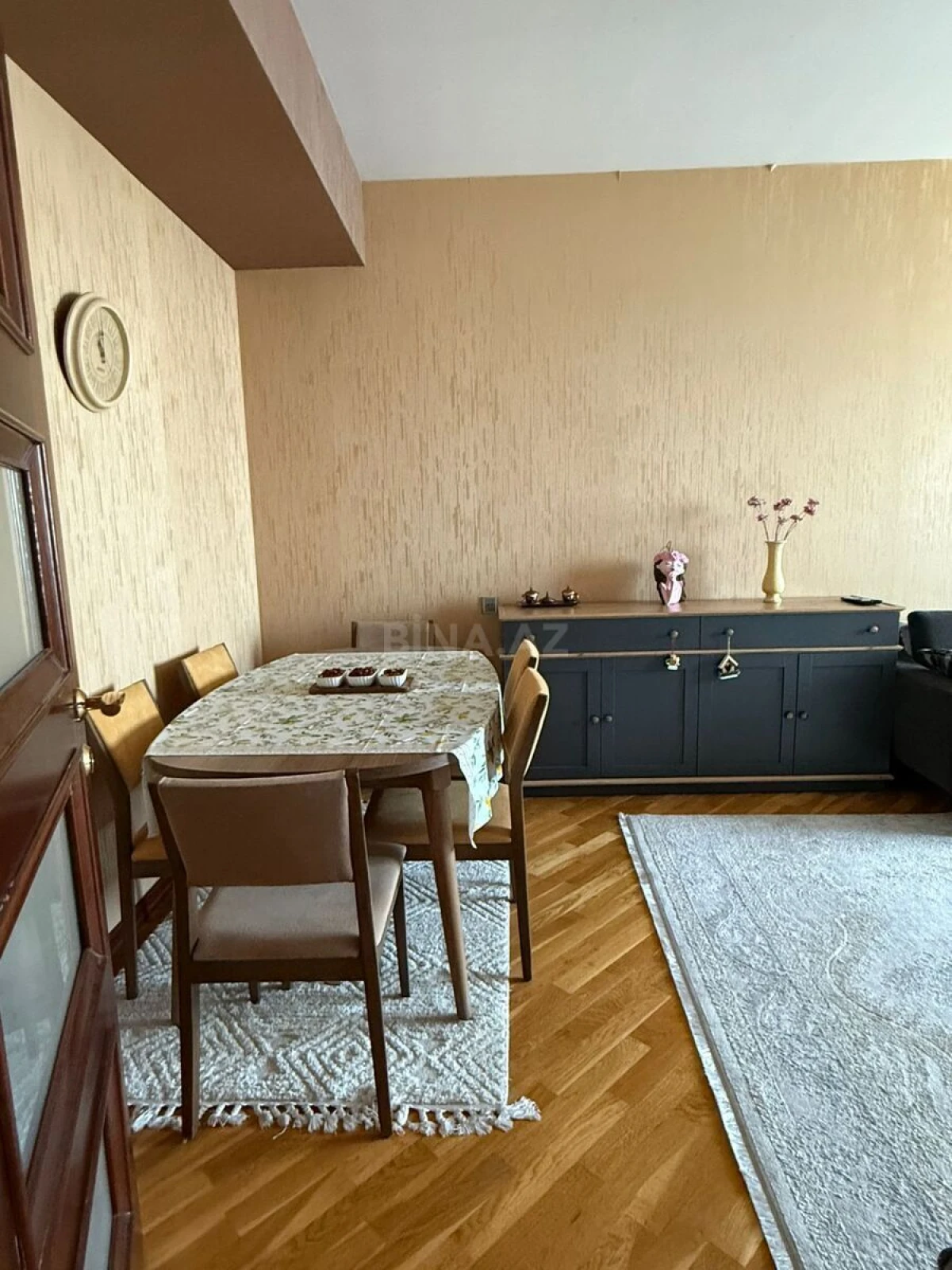 Satılır 3 otaqlı mənzil 94 m²