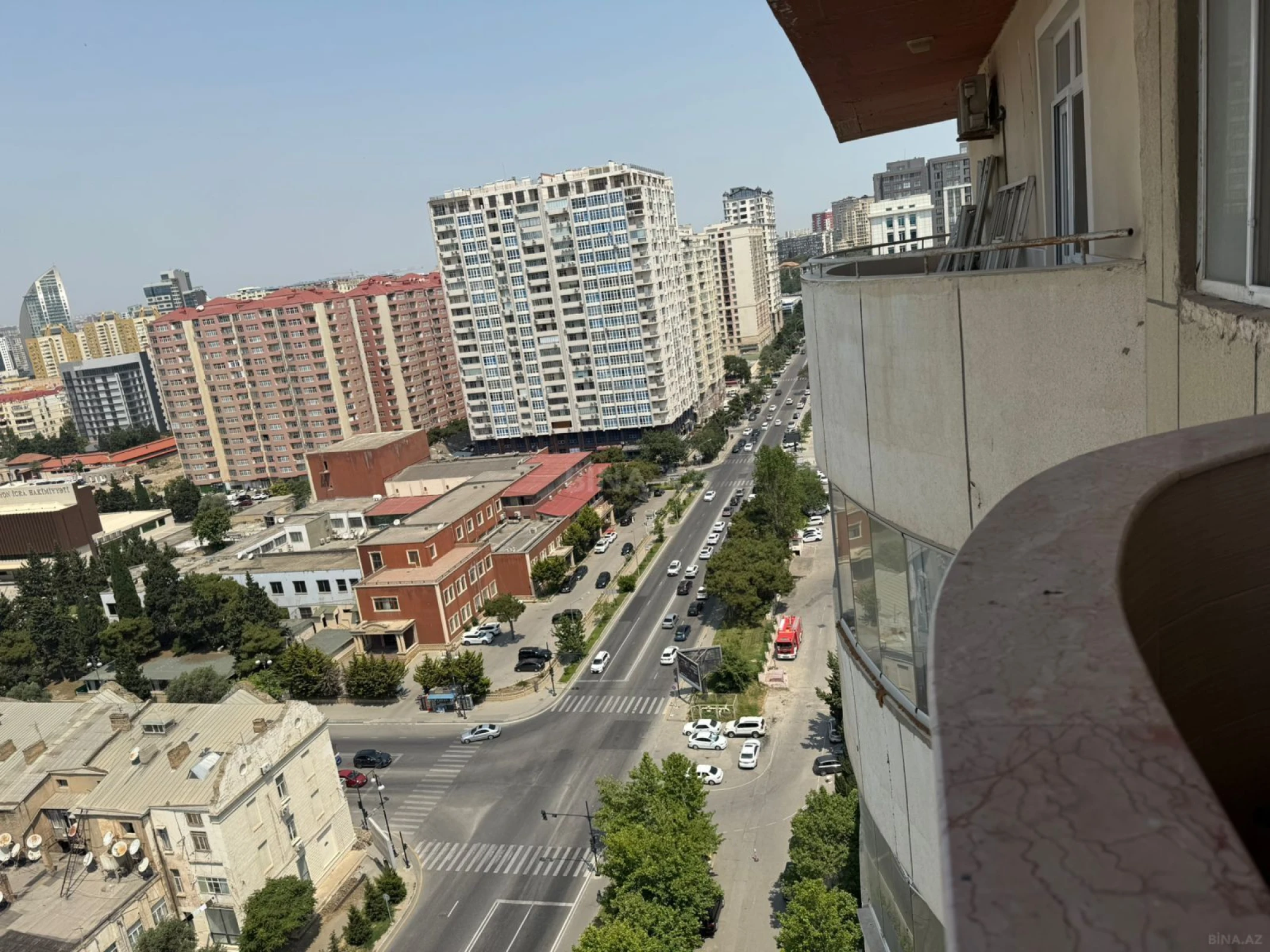 Satılır 3 otaqlı mənzil 94 m²