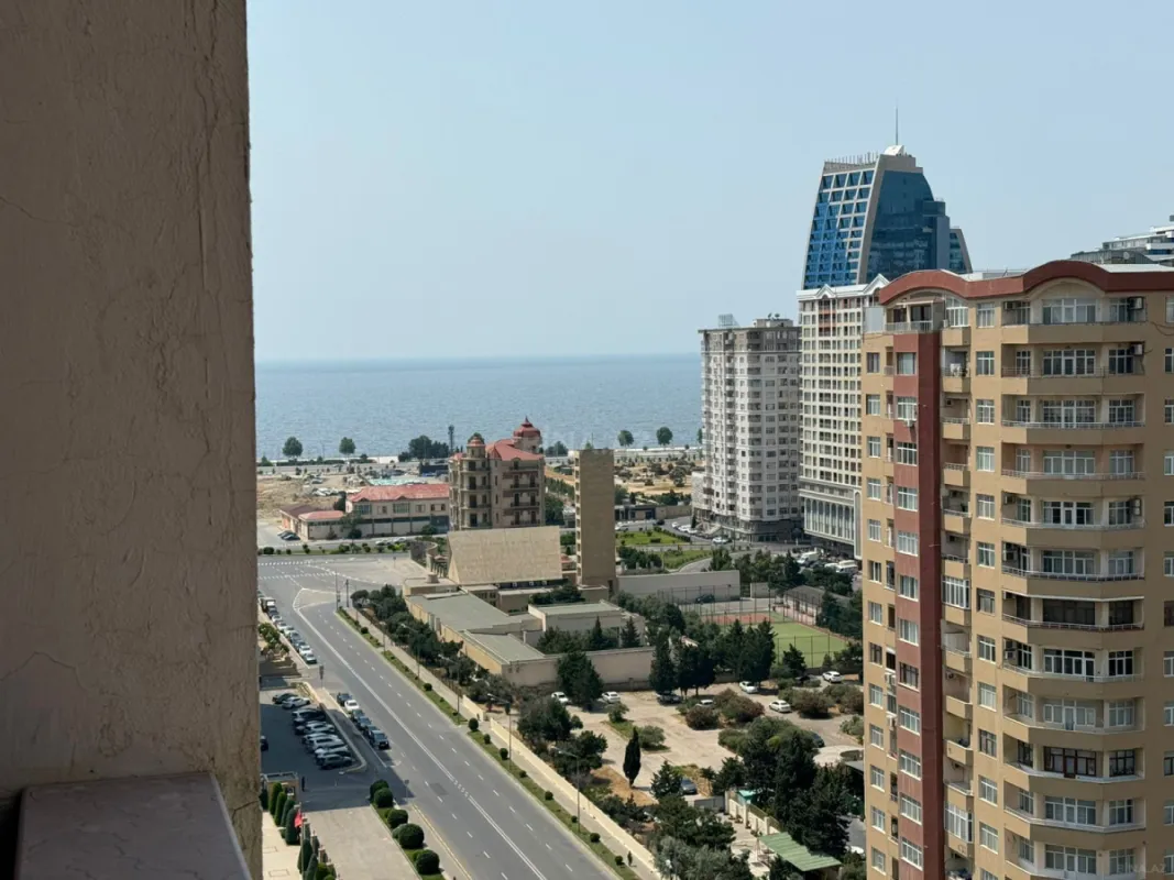 Satılır 3 otaqlı mənzil 94 m²