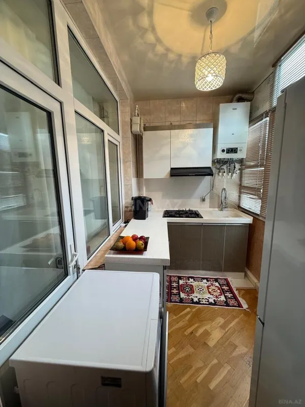 Satılır 2 otaqlı mənzil 73 m²