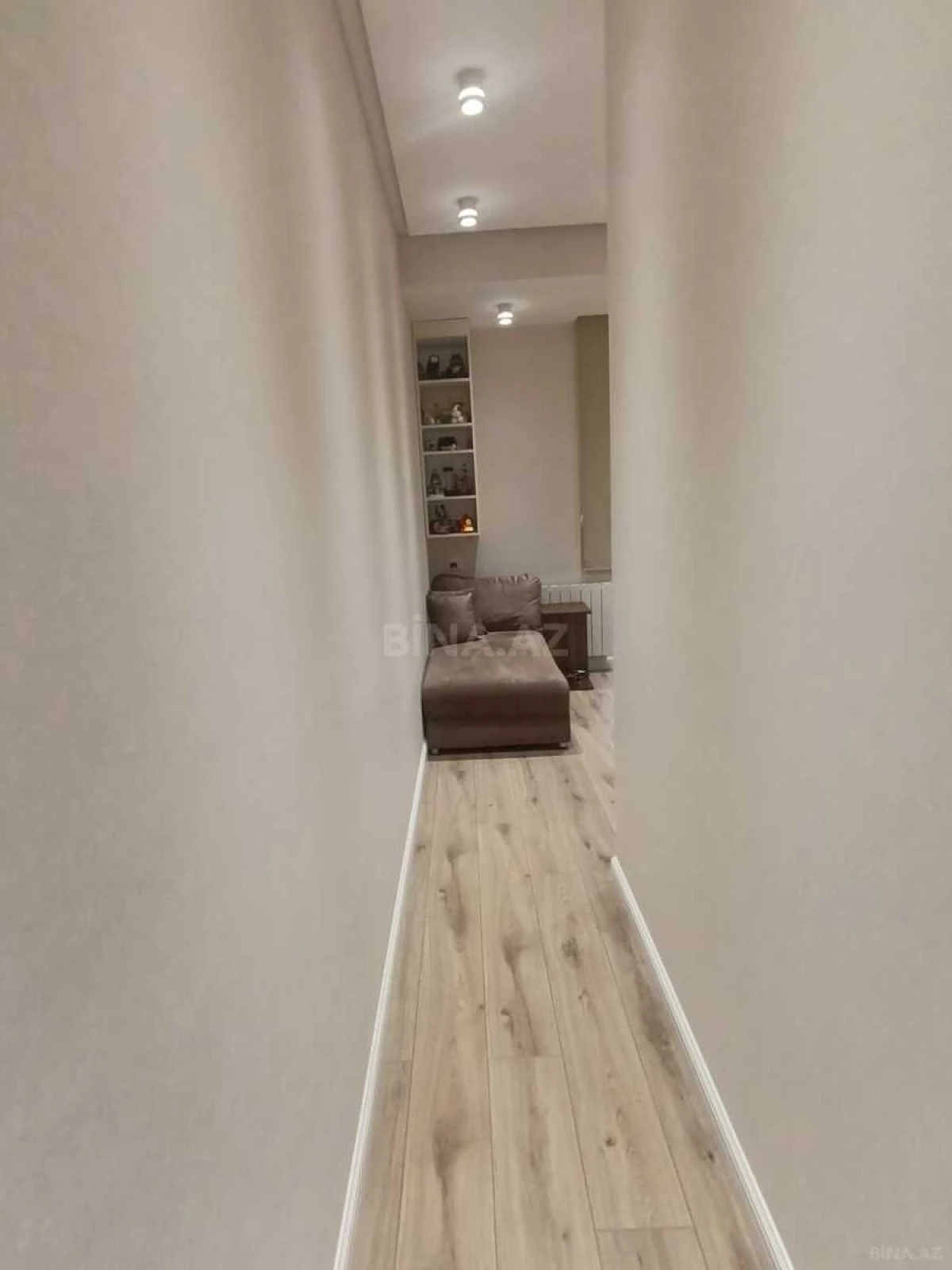 Satılır 3 otaqlı mənzil 112 m²
