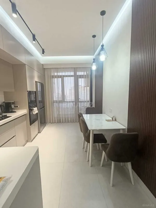 Satılır 3 otaqlı mənzil 112 m²