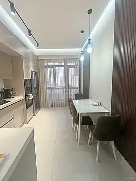 Satılır 3 otaqlı mənzil 112 m²