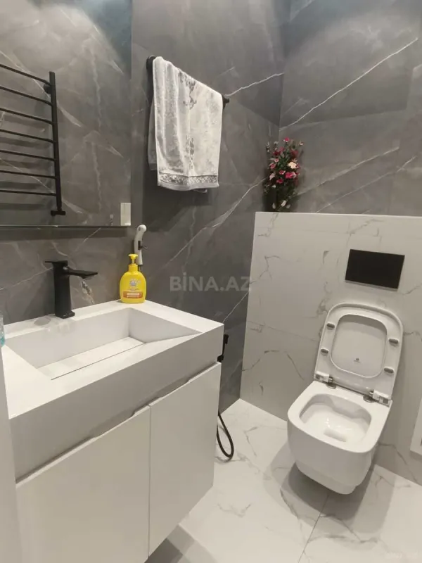 Satılır 3 otaqlı mənzil 112 m²
