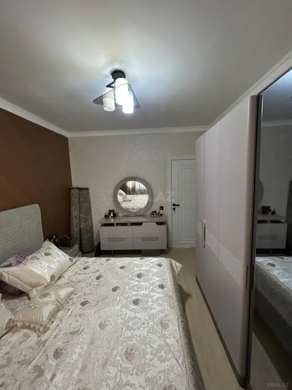 Satılır 4 otaqlı mənzil 110 m²