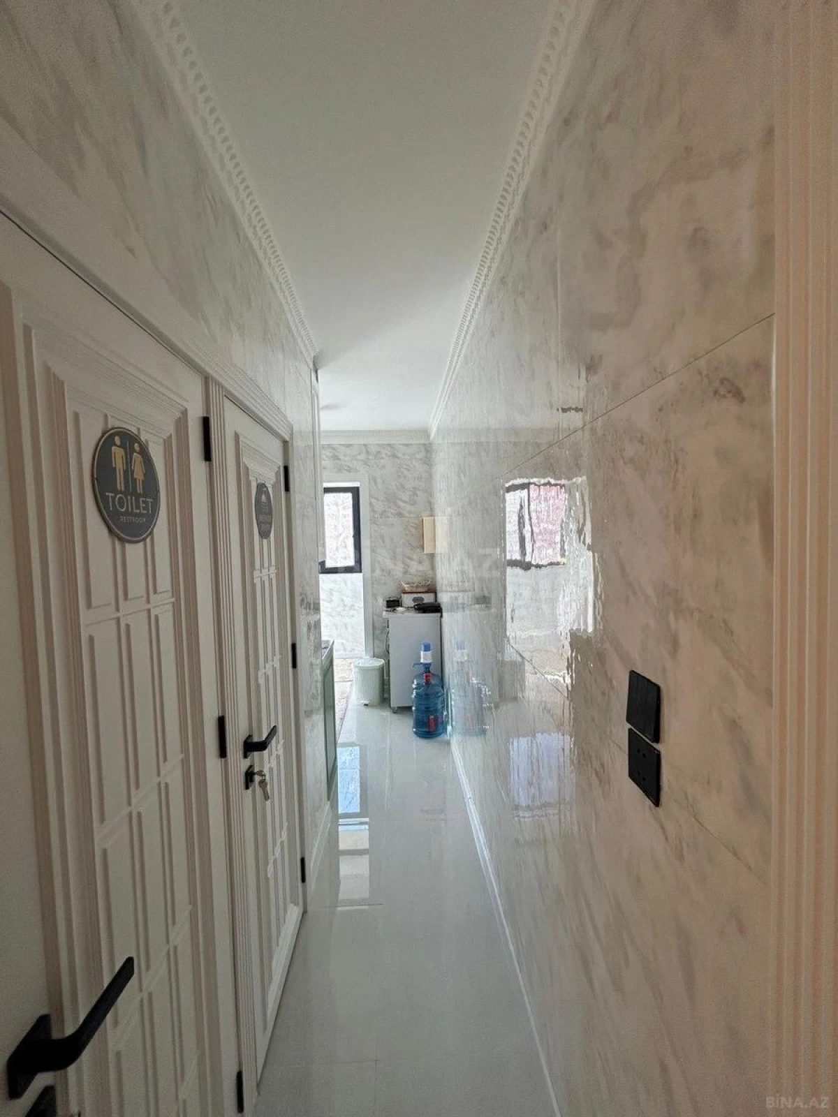 Satılır 4 otaqlı mənzil 110 m²