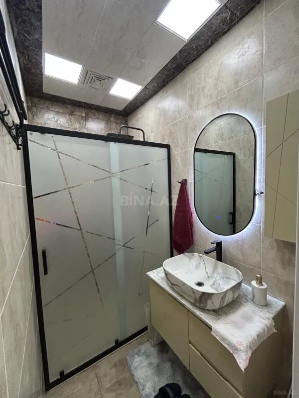 Satılır 4 otaqlı mənzil 110 m²