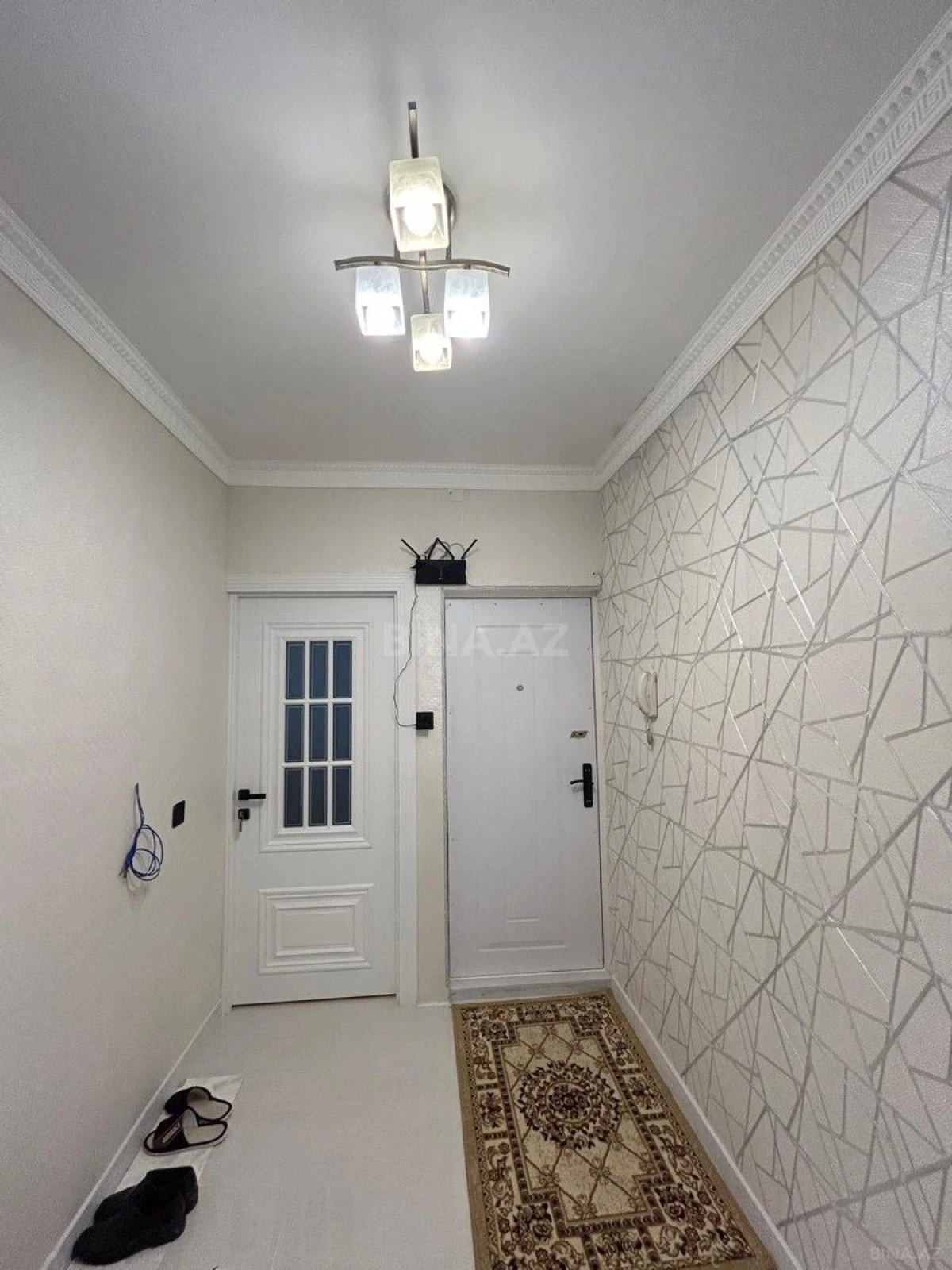 Satılır 4 otaqlı mənzil 110 m²